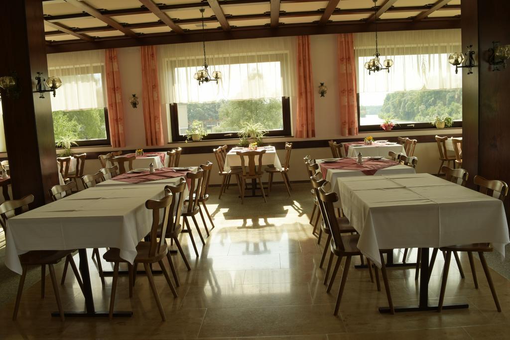 Ardagger Markt Gasthof S'Schatzkastl מראה חיצוני תמונה